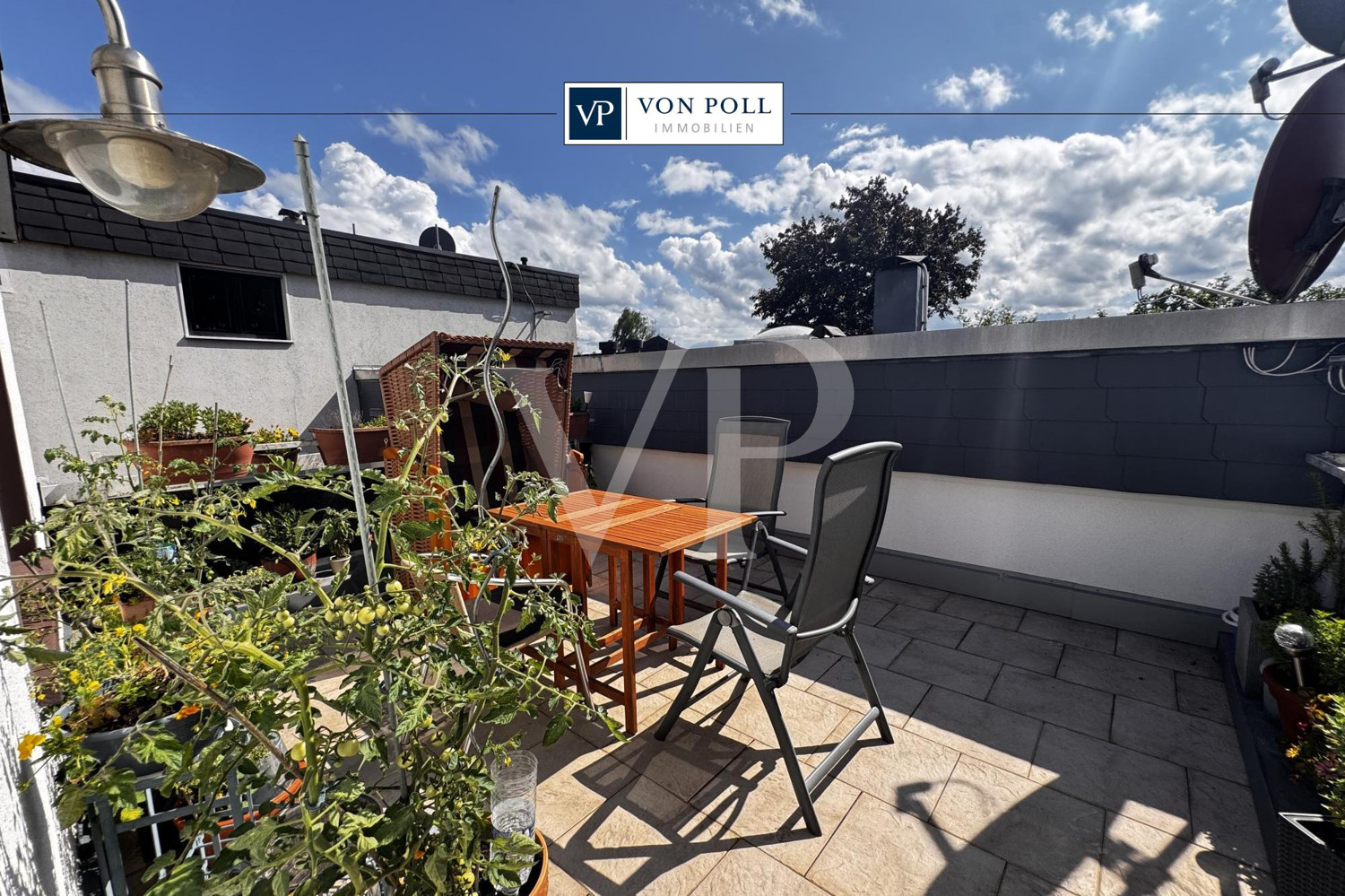 Reihenhaus-Bungalow
mit ca. 480 m² Grundstück