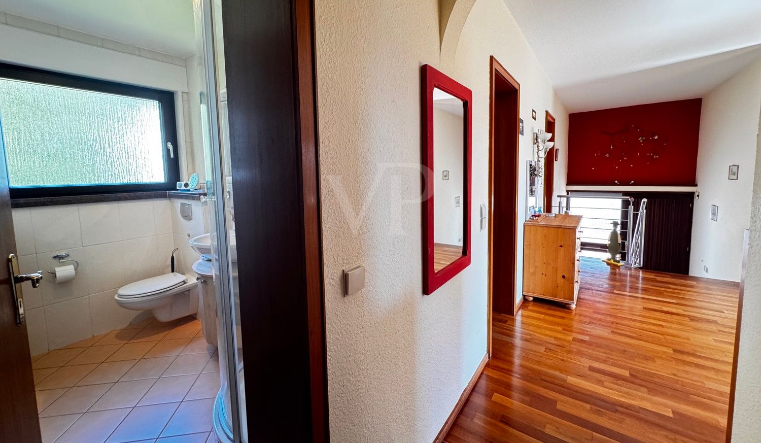 Reihenhaus-Bungalow
mit ca. 480 m² Grundstück