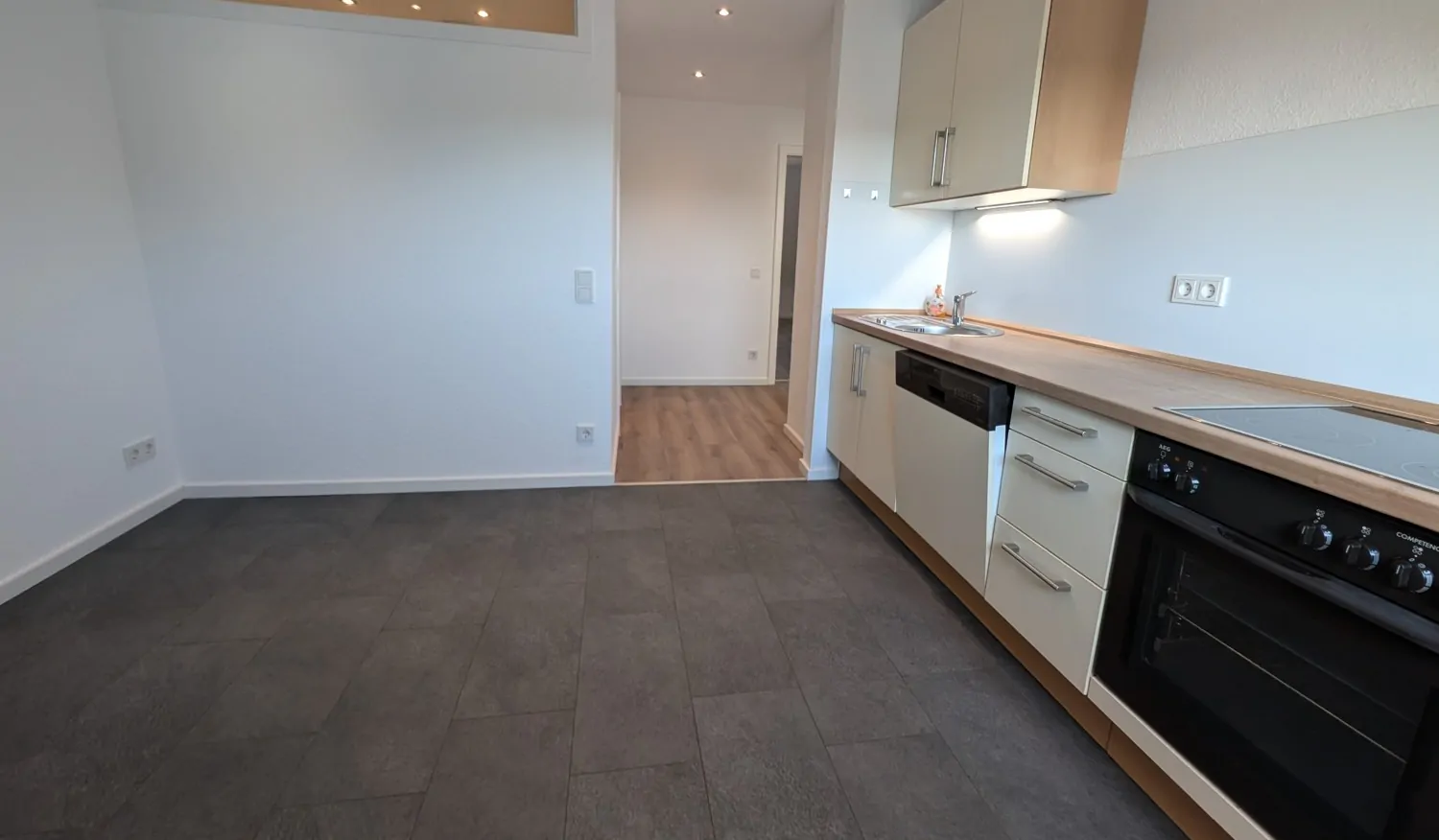 Modernisierte 3-Zimmerwohnung mit Stadtflair im 4-Parteienhaus