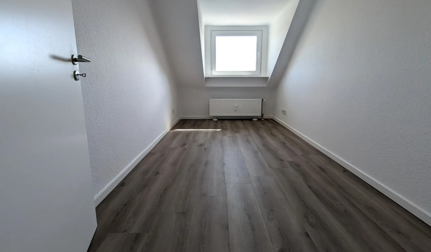 Modernisierte 3-Zimmerwohnung mit Stadtflair im 4-Parteienhaus