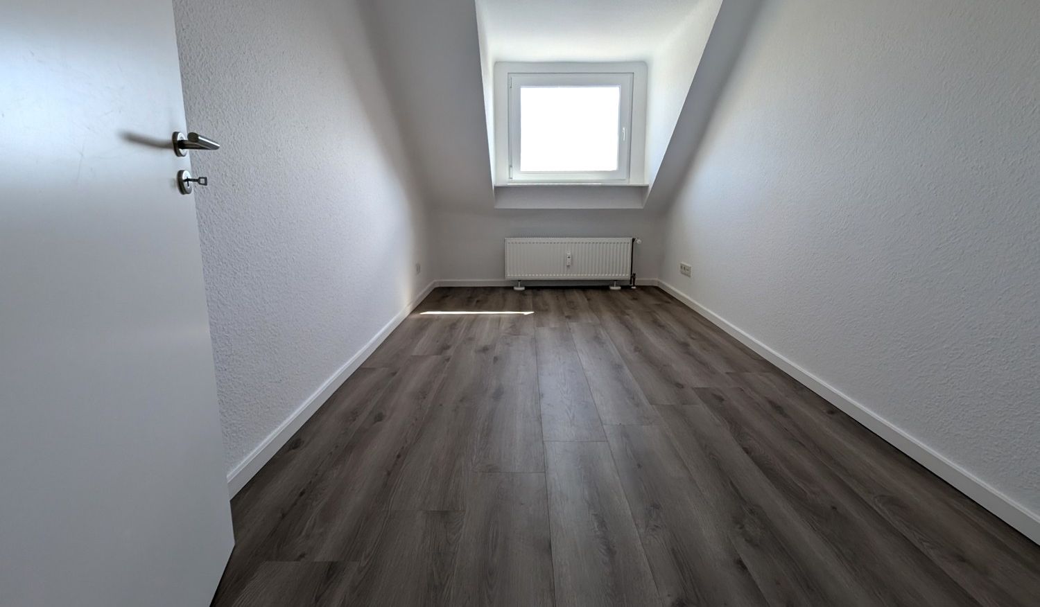 Modernisierte 3-Zimmerwohnung mit Stadtflair im 4-Parteienhaus