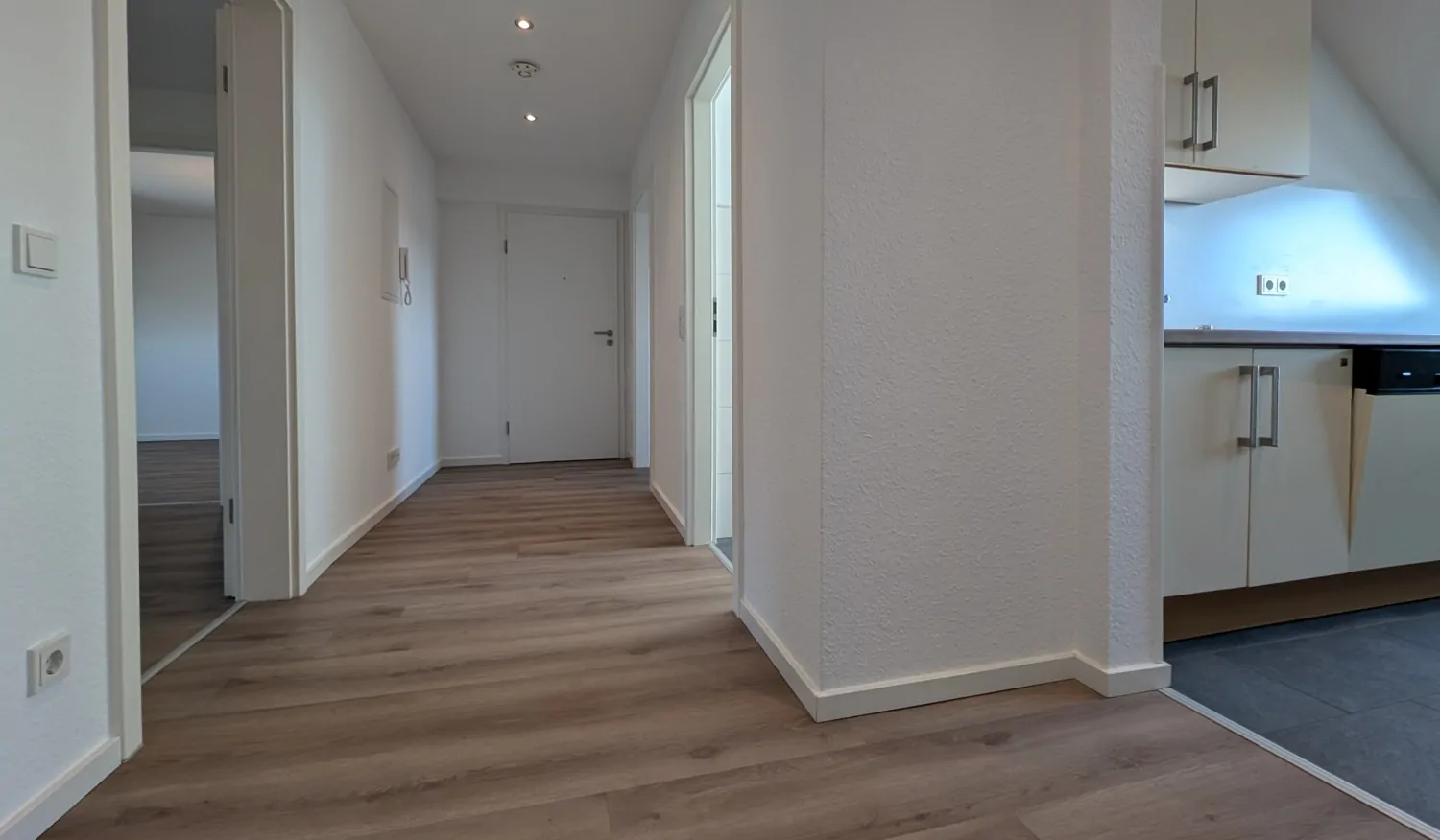 Modernisierte 3-Zimmerwohnung mit Stadtflair im 4-Parteienhaus