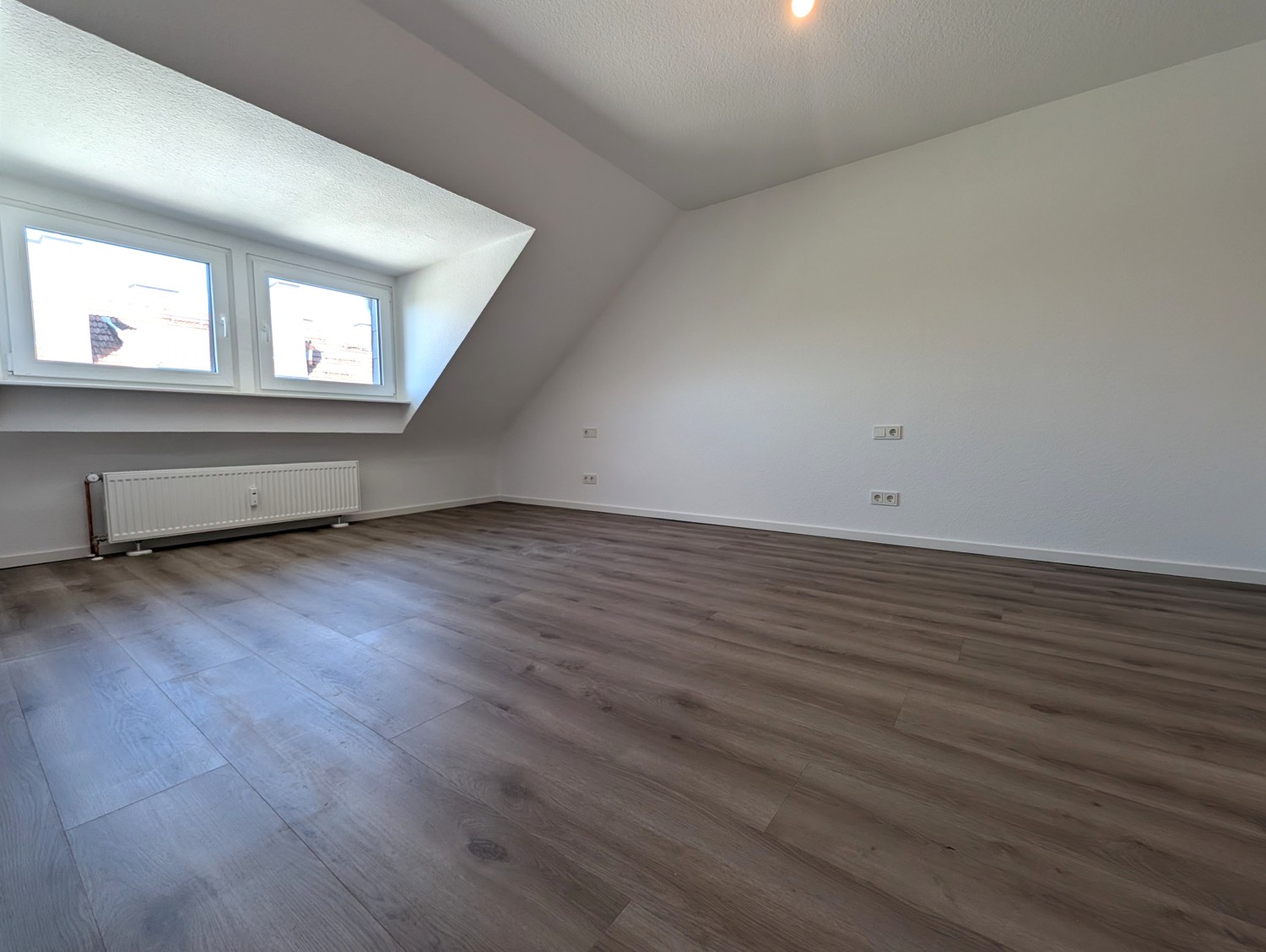 Modernisierte 3-Zimmerwohnung mit Stadtflair im 4-Parteienhaus