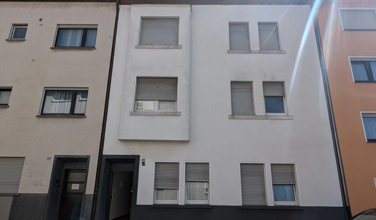 Modernisierte 3-Zimmerwohnung mit Stadtflair im 4-Parteienhaus