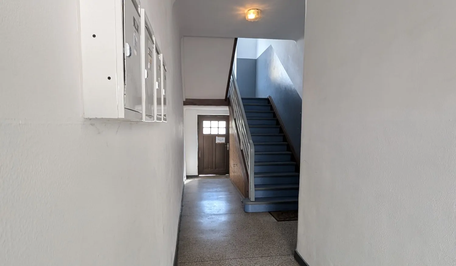 Modernisierte 3-Zimmerwohnung mit Stadtflair im 4-Parteienhaus