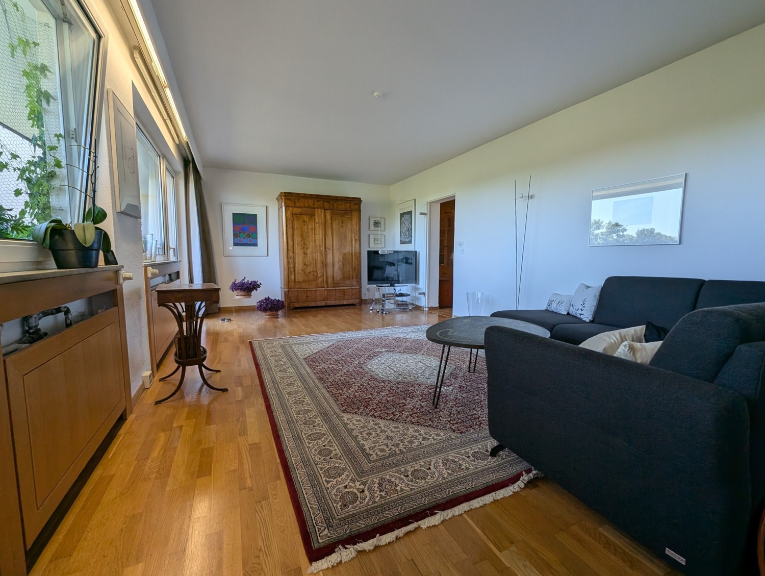 Stilvolle 4-Zimmer-Wohnung mit Panoramablick über Saarbrücken und ins Grüne