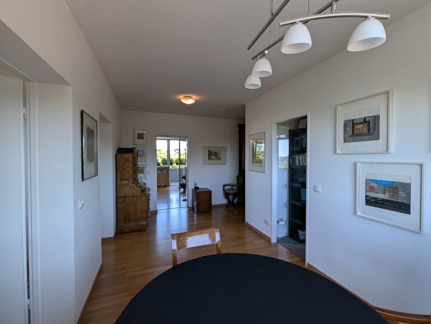Stilvolle 4-Zimmer-Wohnung mit Panoramablick über Saarbrücken und ins Grüne