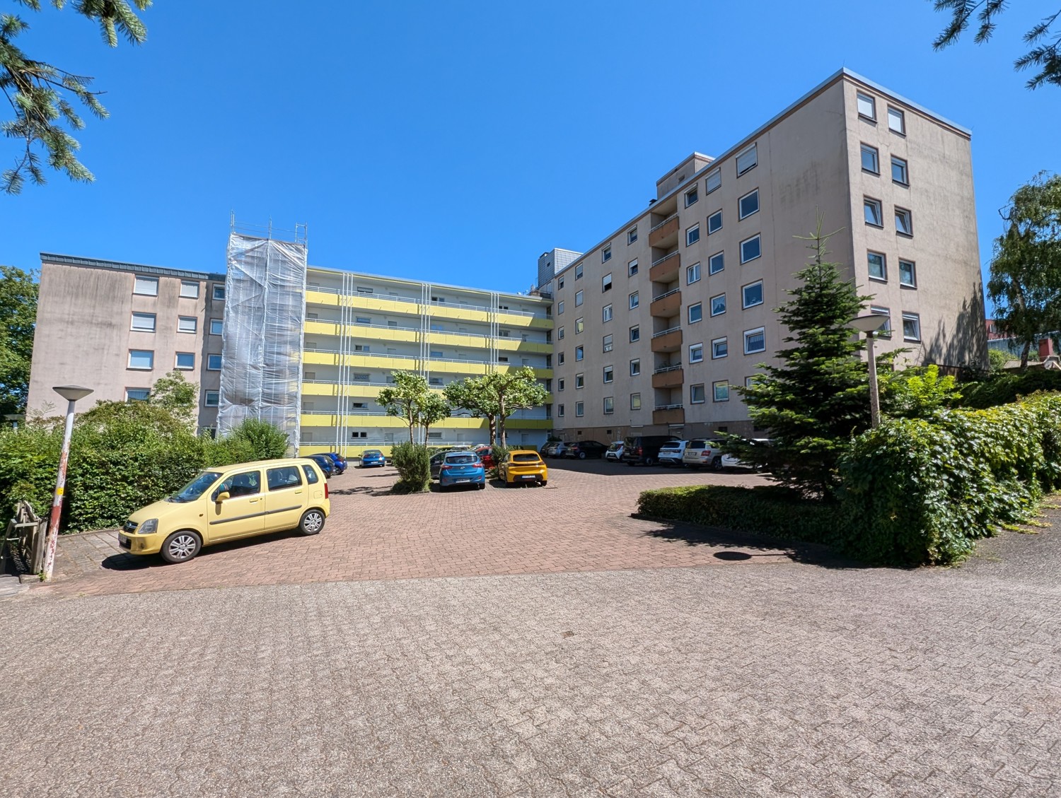 Stilvolle 4-Zimmer-Wohnung mit Panoramablick über Saarbrücken und ins Grüne
