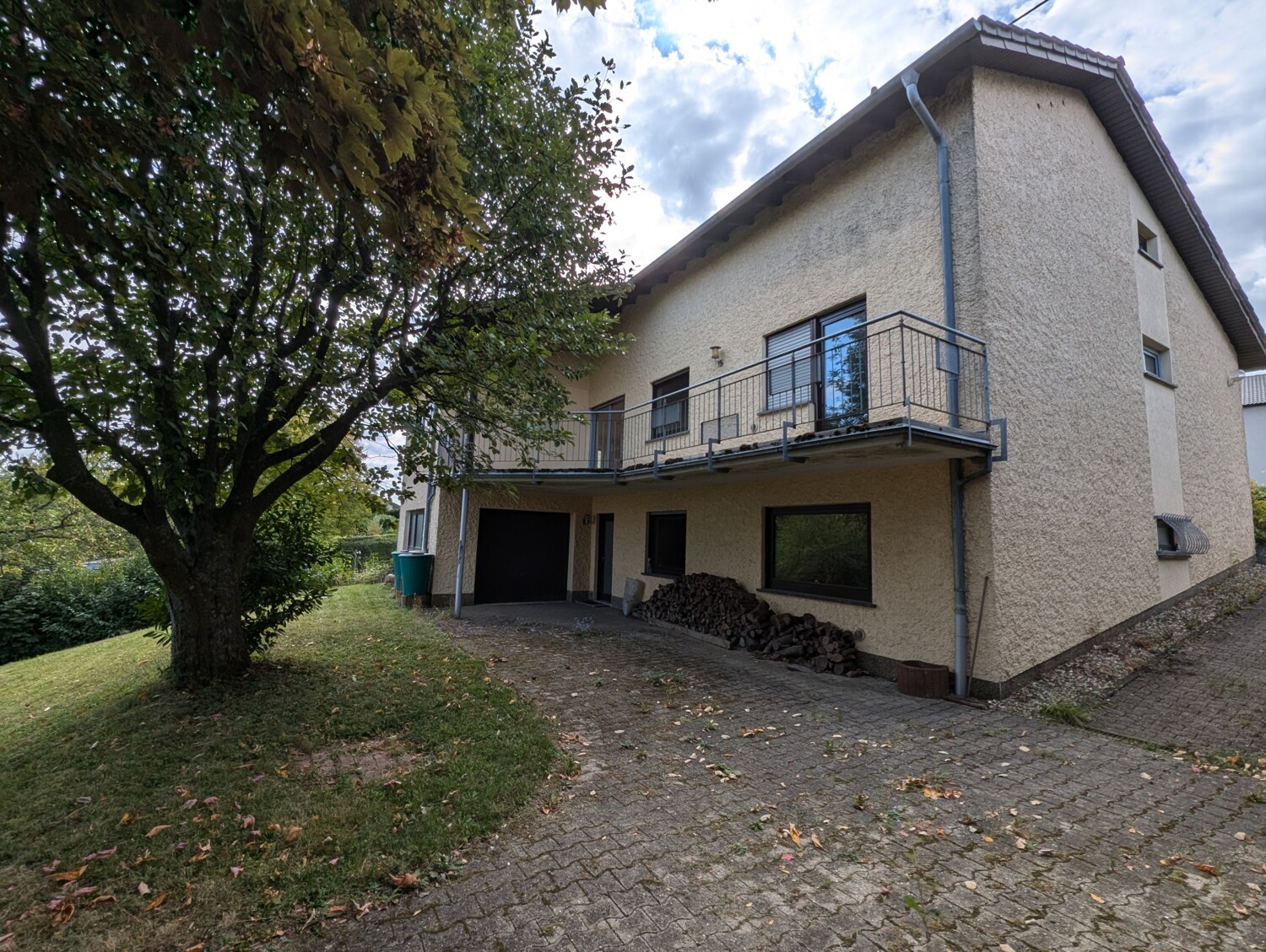 Raumwunder mit Fernblick in Göttelborn