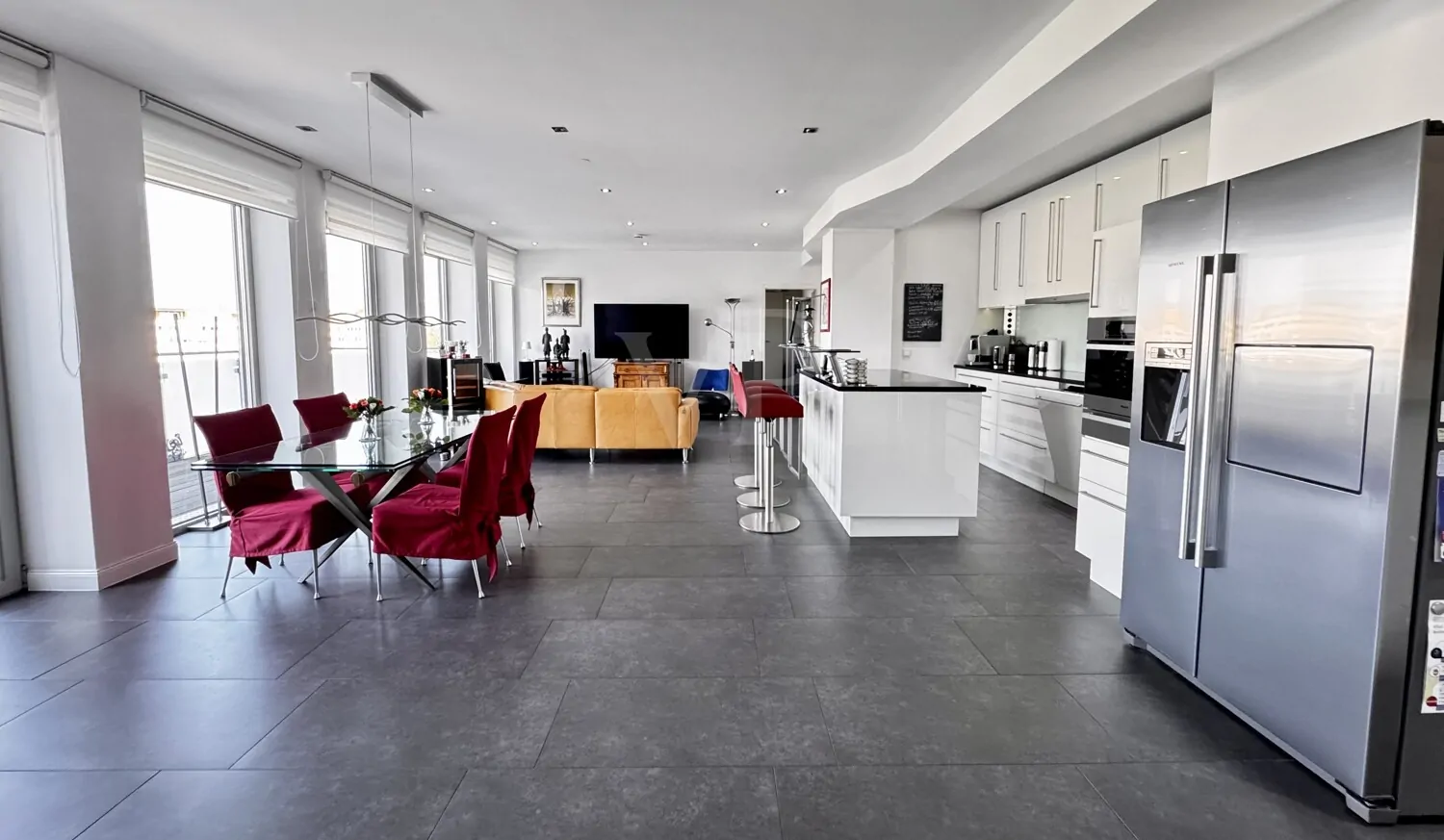 Exklusive 4 Zimmer-Loftwohnung
Berliner Promenade