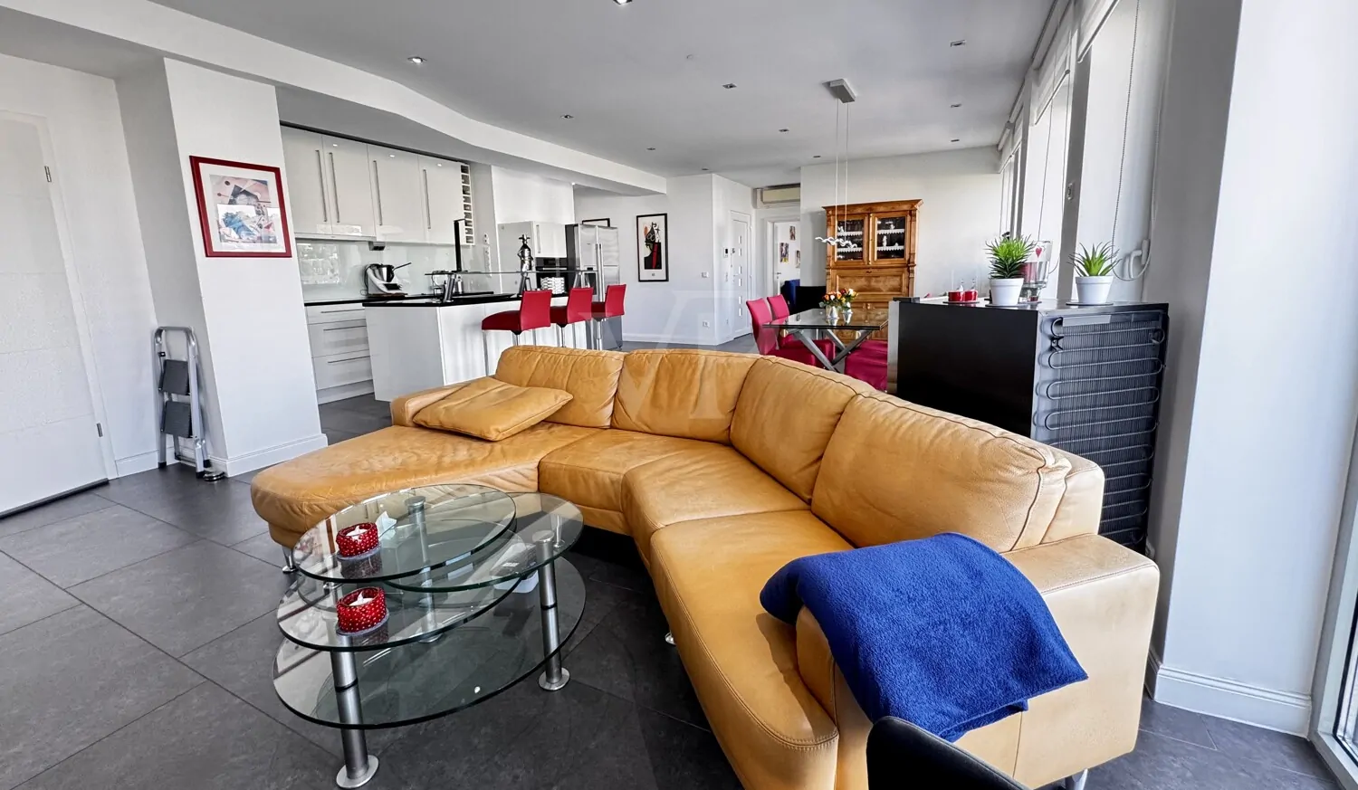 Exklusive 4 Zimmer-Loftwohnung
Berliner Promenade