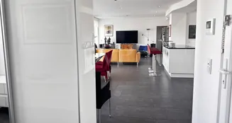 von_poll_real_estate_property_25089057_image_2