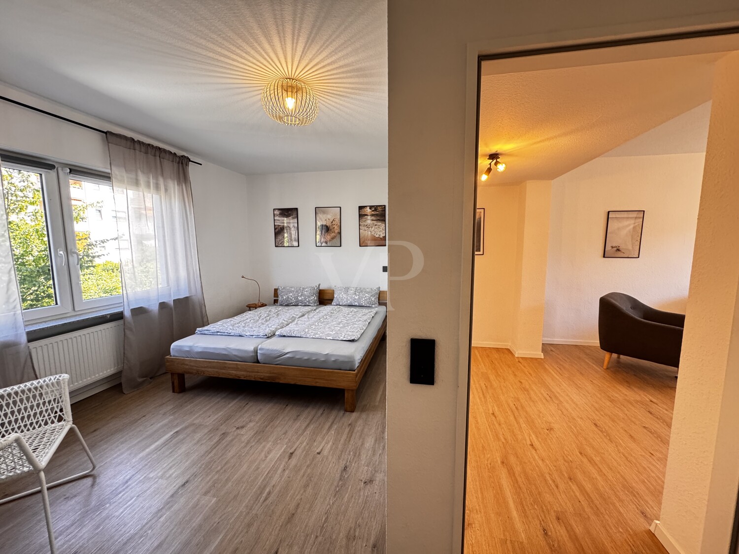 Voll möbliertes Wohnen Am Homburg.
Perfekt für Pendler und Studierende!