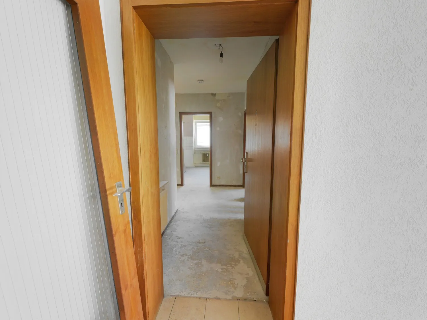 Am Steinhübel in bester Lage,
Renovieren und einziehen!