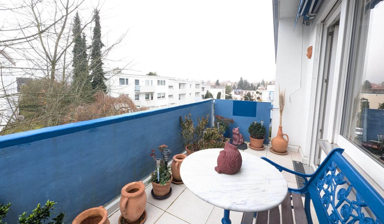 Großzügige Wohnung mit Balkon am unteren Rotenbühl