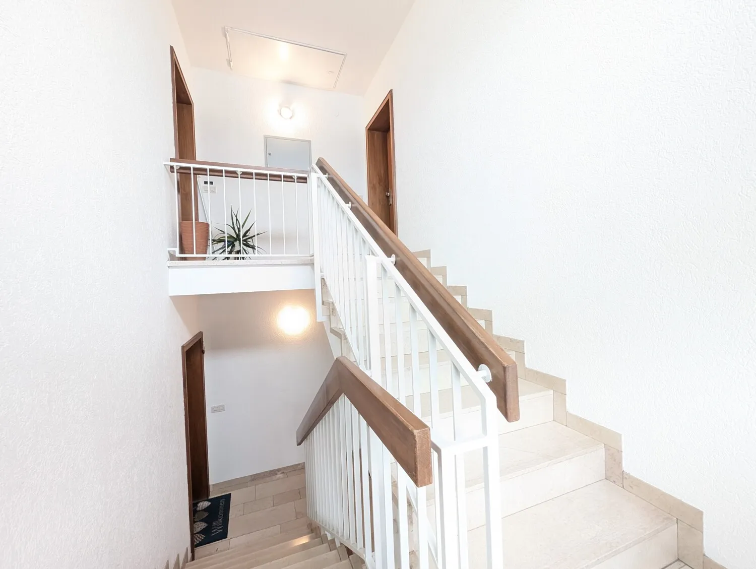 Großzügige Wohnung mit Balkon am unteren Rotenbühl