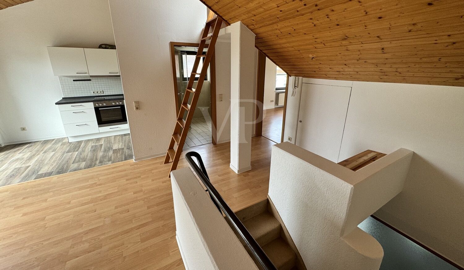 Maisonette Appartement für Singles
mit Blick ins Grüne und Stadtnah