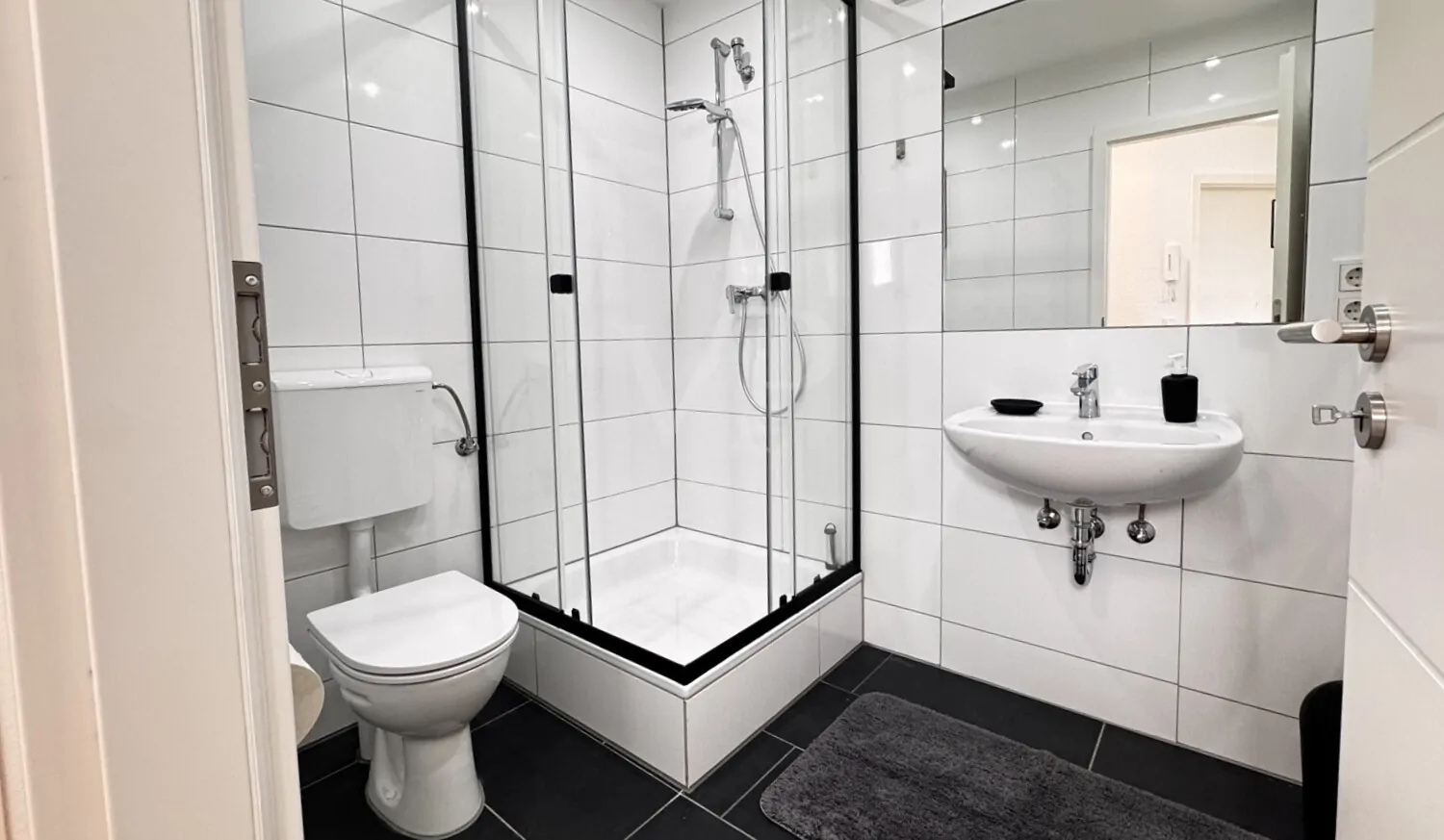 Vollmöblierte 2er-WG 
in perfekter Lage.
Einziehen & Wohlfühlen!