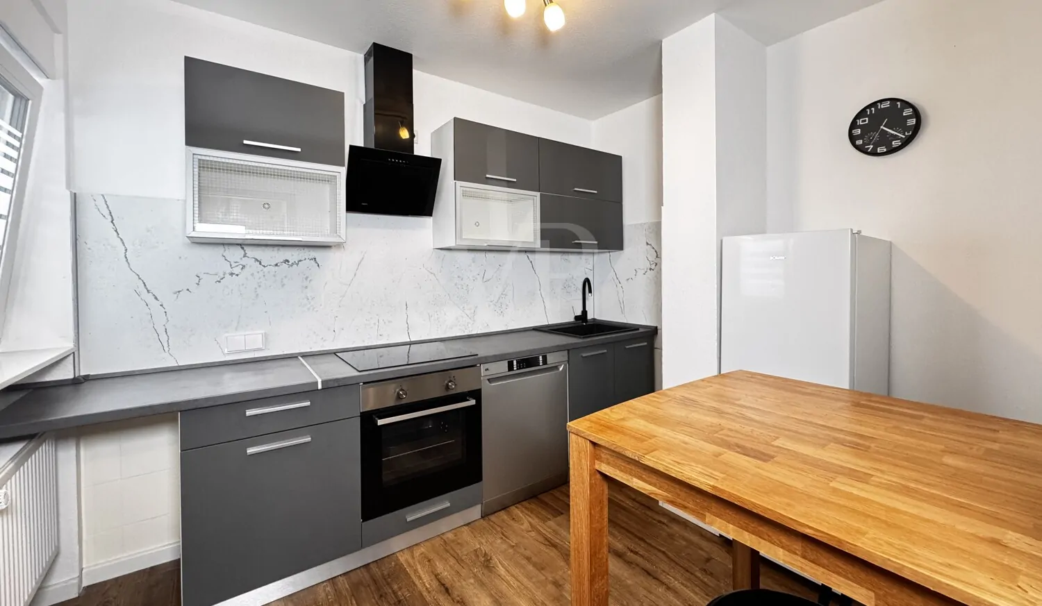 Studentenwohnungen 
in Zentrums- und Uni-Nähe!