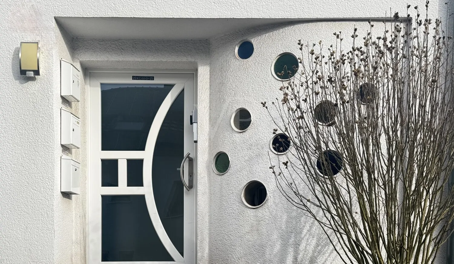 DG-Wohnung am Rotenbühl,
für Singles oder Anleger geeignet!