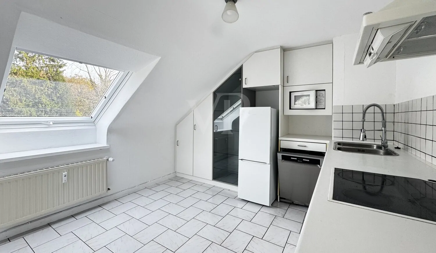 DG-Wohnung am Rotenbühl,
für Singles oder Anleger geeignet!