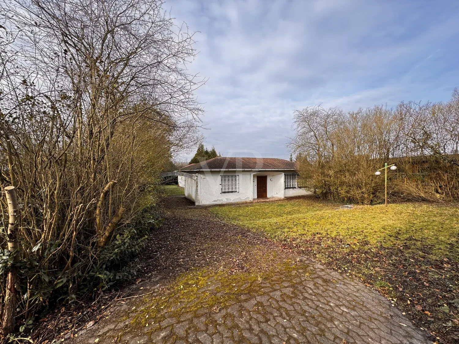 Gewerbegrundstück mit Entwicklungspotenzial 
in Saarbrücken-Bübingen