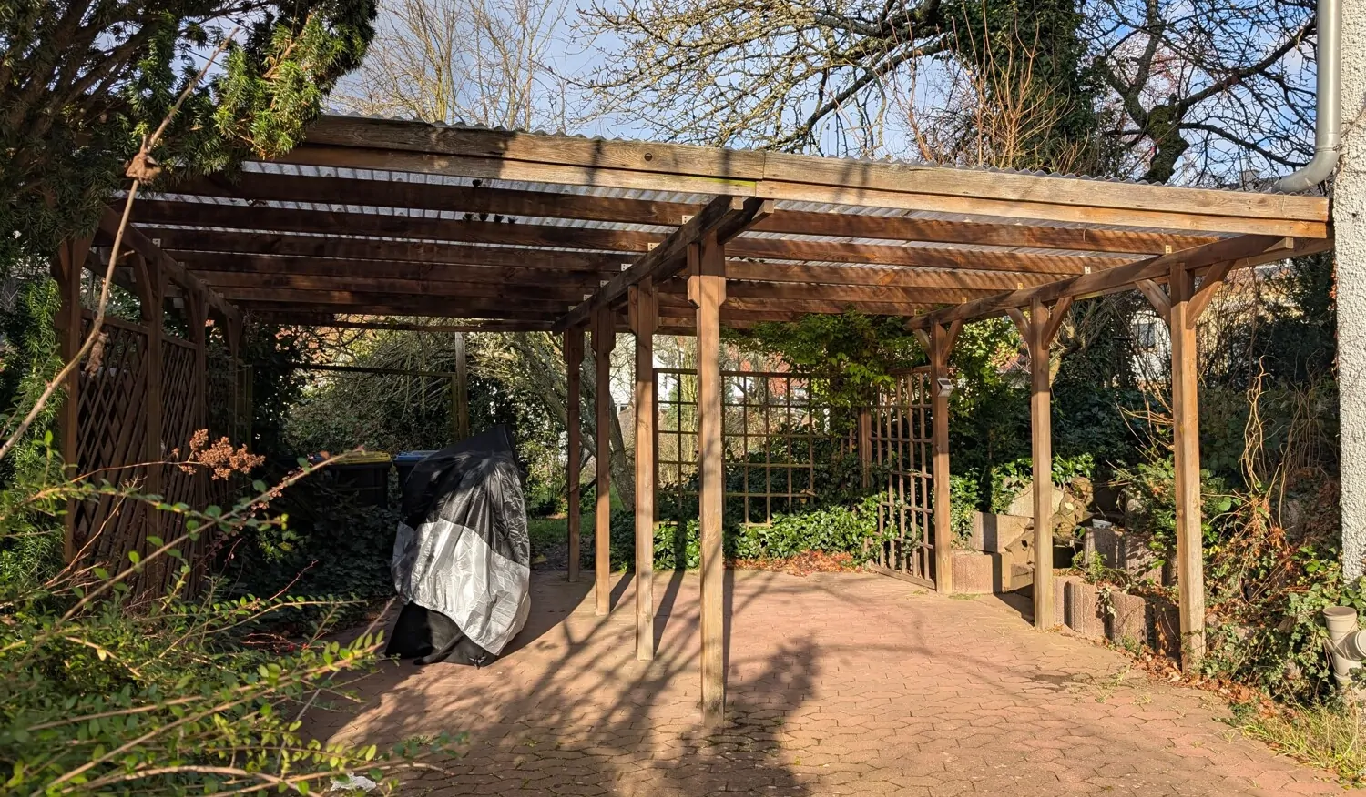 3-Familienhaus mit Potenzial – attraktive Kapitalanlage in Köllerbach