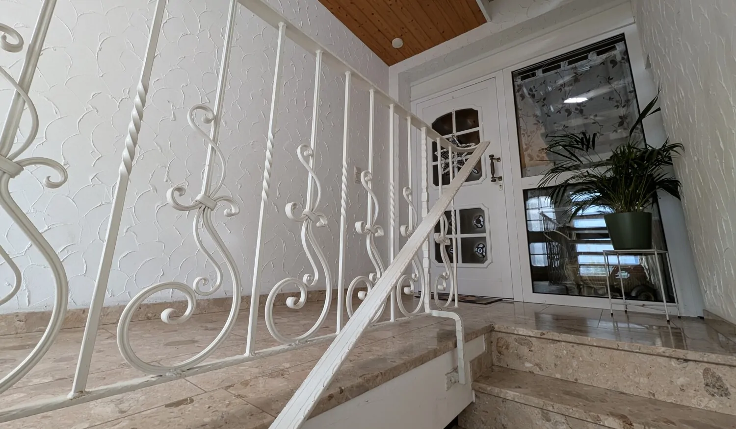 3-Familienhaus mit Potenzial – attraktive Kapitalanlage in Köllerbach