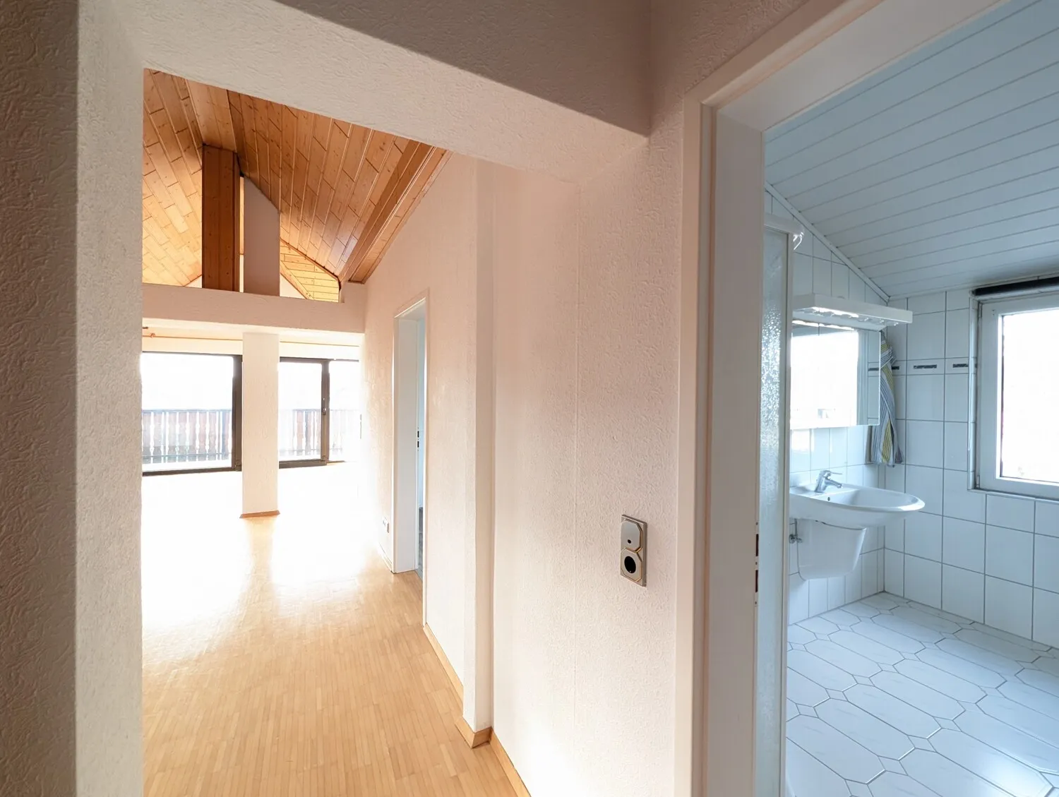 3-Familienhaus mit Potenzial – attraktive Kapitalanlage in Köllerbach