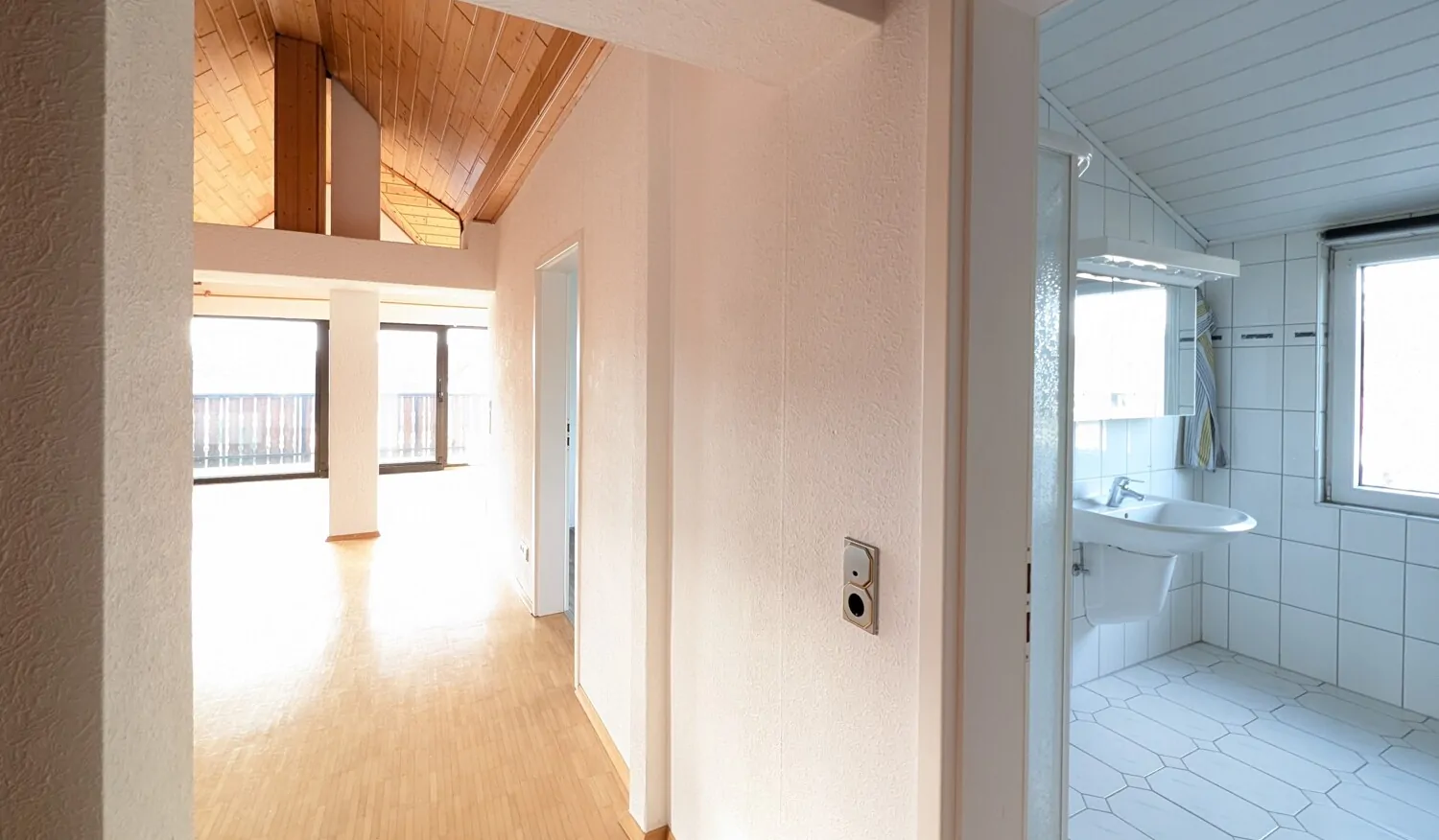 3-Familienhaus mit Potenzial – attraktive Kapitalanlage in Köllerbach