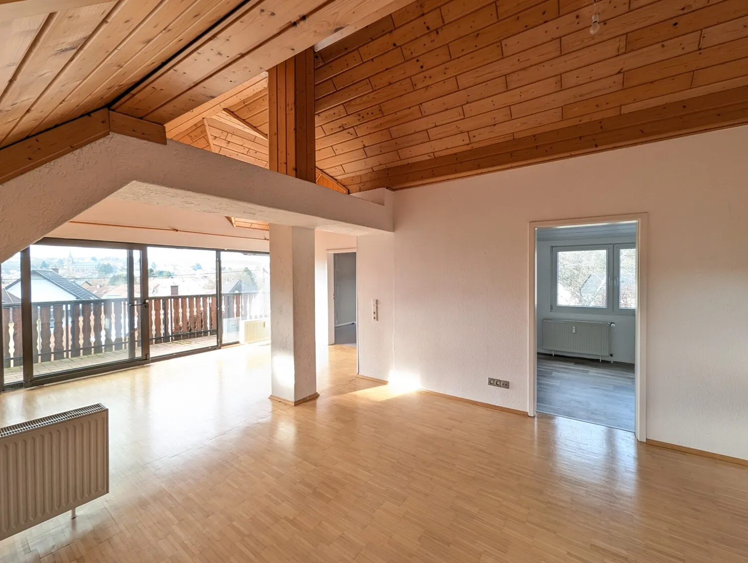 3-Familienhaus mit Potenzial – attraktive Kapitalanlage in Köllerbach