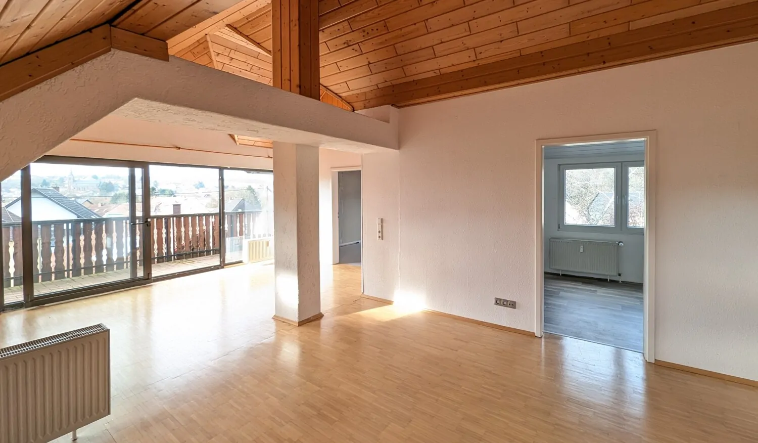 3-Familienhaus mit Potenzial – attraktive Kapitalanlage in Köllerbach