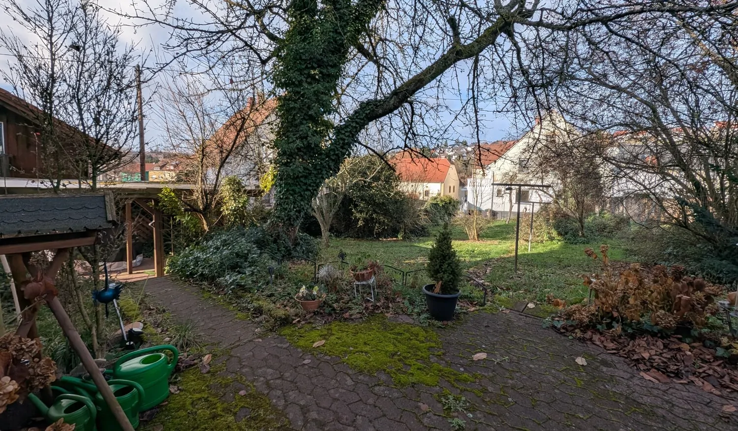 3-Familienhaus mit Potenzial – attraktive Kapitalanlage in Köllerbach