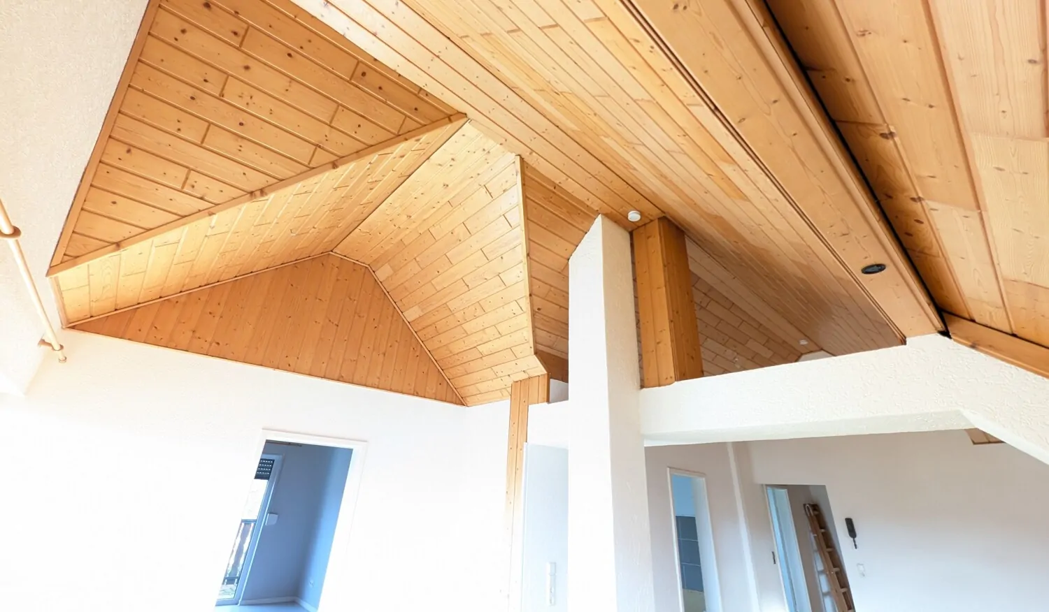 3-Familienhaus mit Potenzial – attraktive Kapitalanlage in Köllerbach