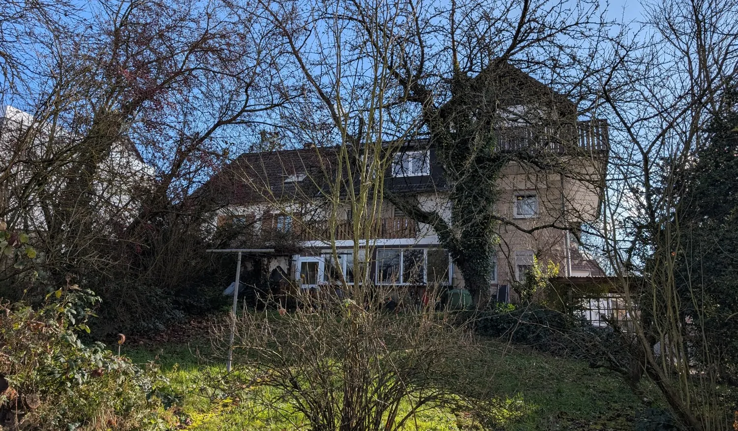 3-Familienhaus mit Potenzial – attraktive Kapitalanlage in Köllerbach