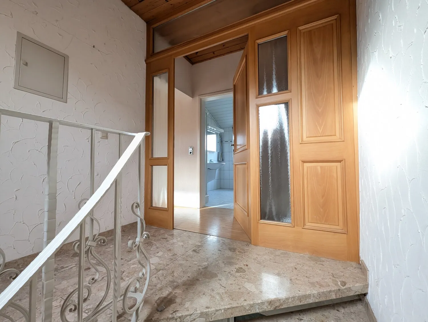 3-Familienhaus mit Potenzial – attraktive Kapitalanlage in Köllerbach