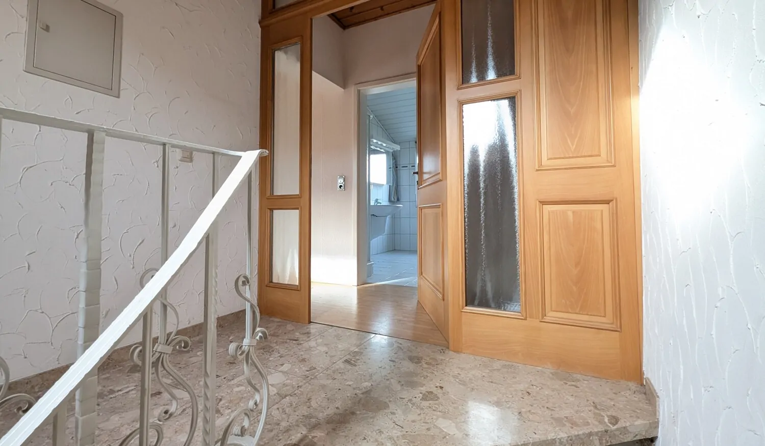 3-Familienhaus mit Potenzial – attraktive Kapitalanlage in Köllerbach