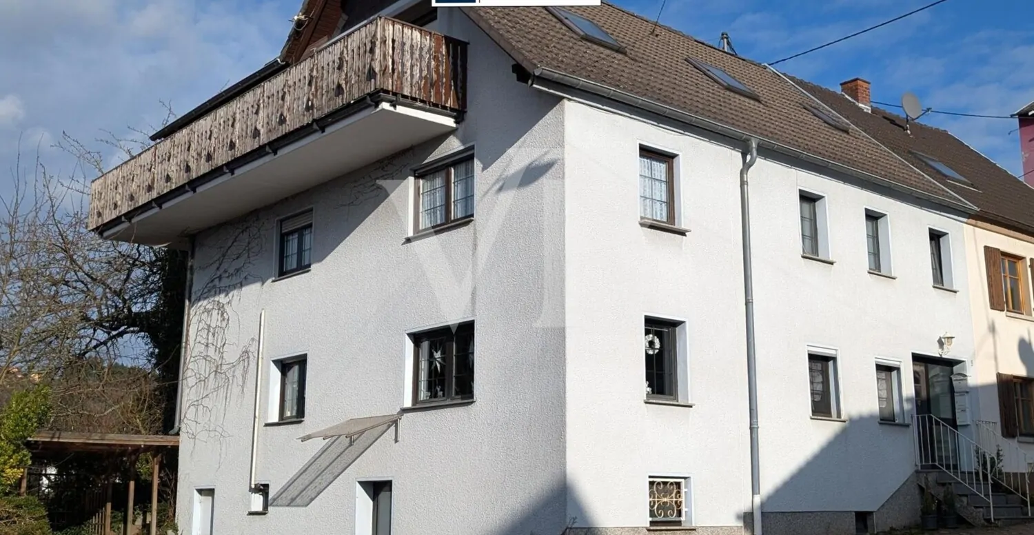 3-Familienhaus mit Potenzial – attraktive Kapitalanlage in Köllerbach