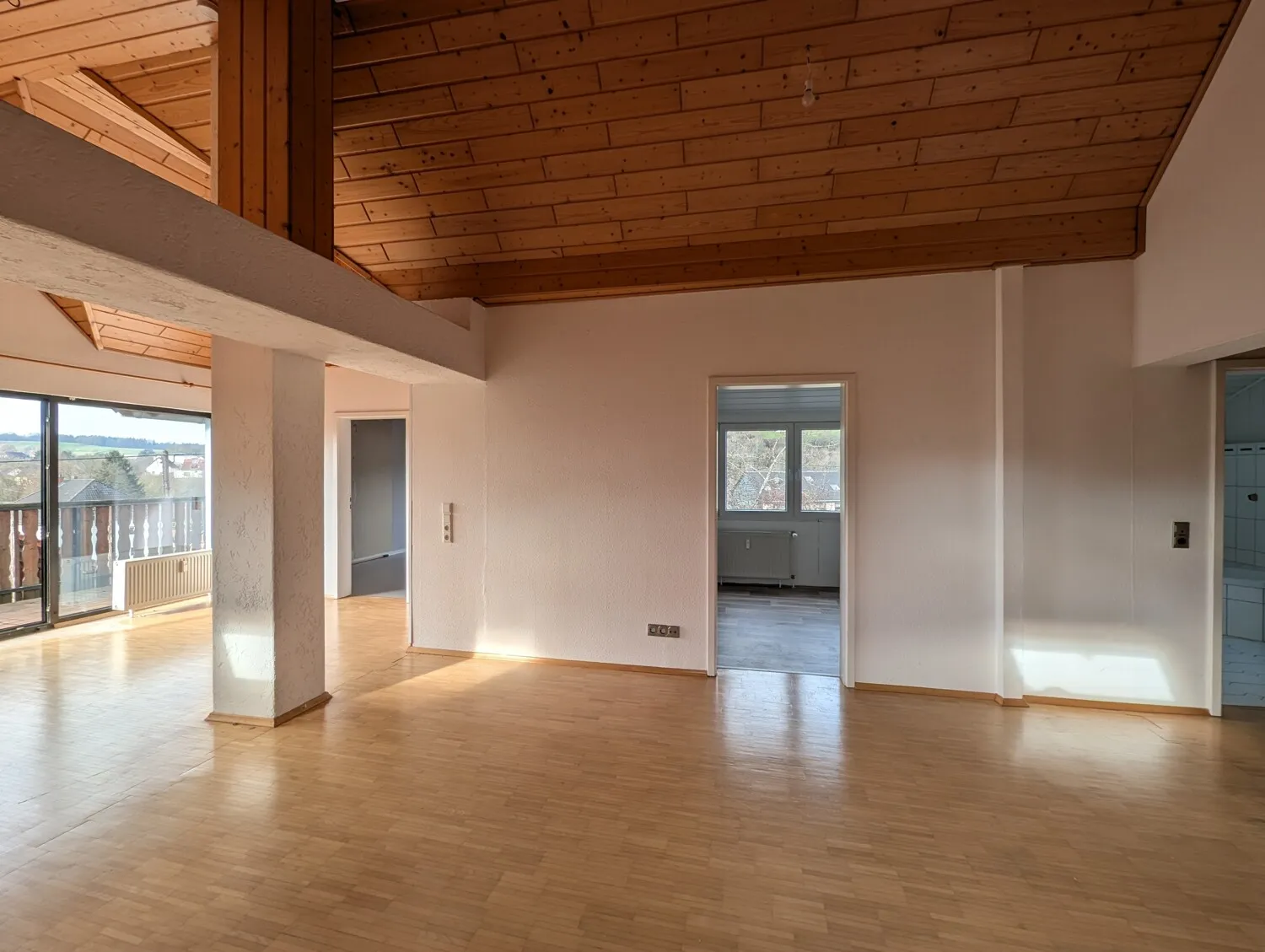 3-Familienhaus mit Potenzial – attraktive Kapitalanlage in Köllerbach