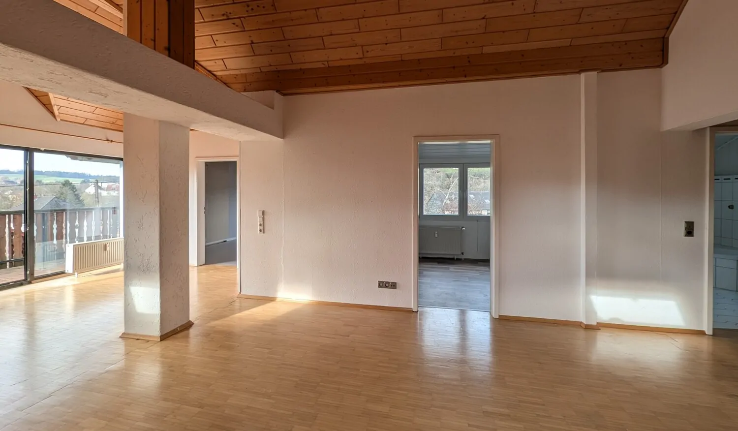 3-Familienhaus mit Potenzial – attraktive Kapitalanlage in Köllerbach