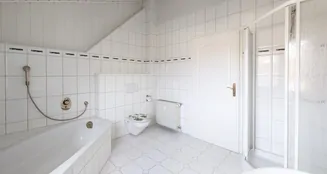 von_poll_real_estate_property_25089120_image_12