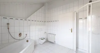 von_poll_real_estate_property_25089120_image_12