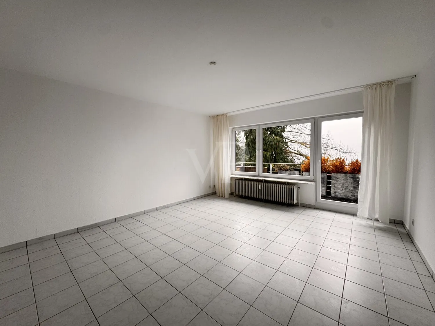 Helle 2-Zimmerwohnung 
im Weinbergweg