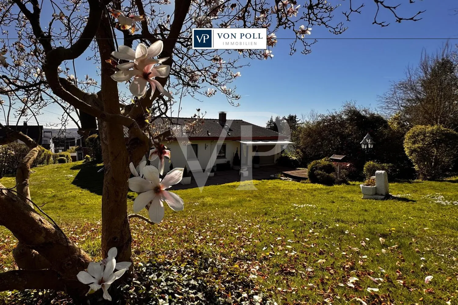 Wo Raum auf Freiheit trifft!
Ein Zuhause mit Gartenparadies