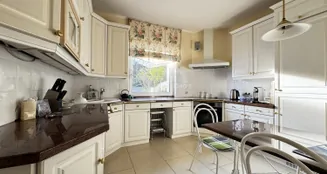 von_poll_real_estate_property_25089050_image_4