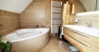 von_poll_real_estate_property_25285014-1_image_24