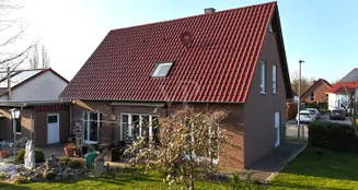 von_poll_real_estate_property_25285014-1_image_1