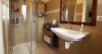 von_poll_real_estate_property_25285014-1_image_8