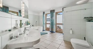 von_poll_real_estate_property_25285028_image_21