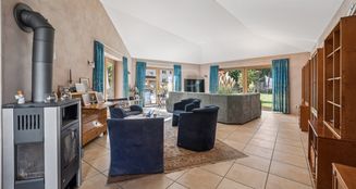 von_poll_real_estate_property_25285028_image_19